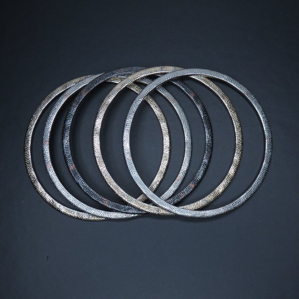 Set of 5 Metal Colored Bangles